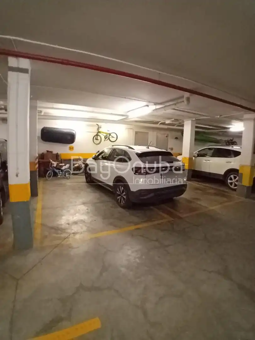 Parking de Casa adosada en venta en Huelva con Trastero y Piscina