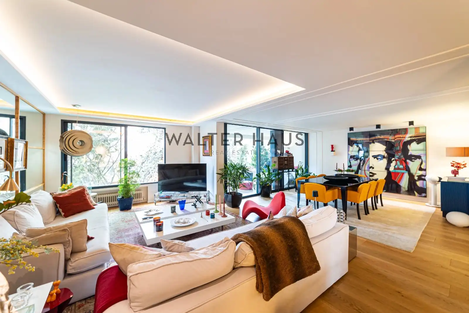 Flat with pool for sale in Calle del Tambre