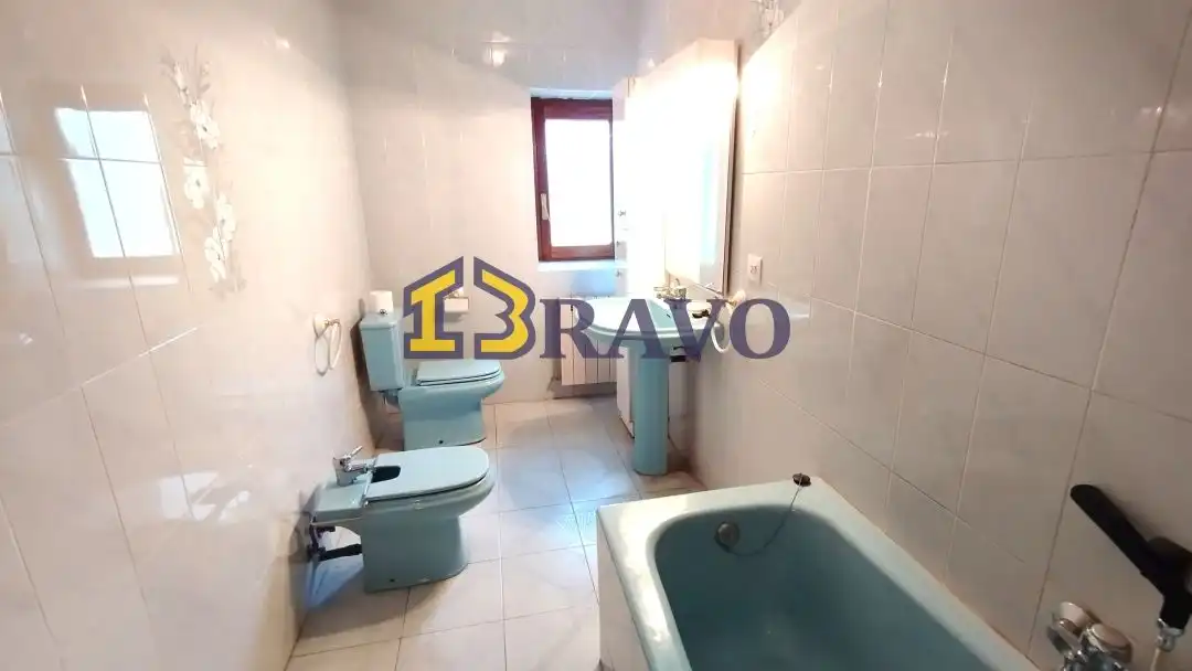 Baño de Casa o chalet en venta en Merindad de Cuesta-Urria con Calefacción, Jardín privado y Amueblado
