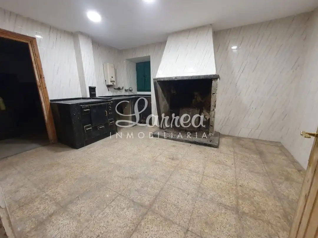 Country house zum Verkauf in Amorebieta-Etxano mit Terrasse