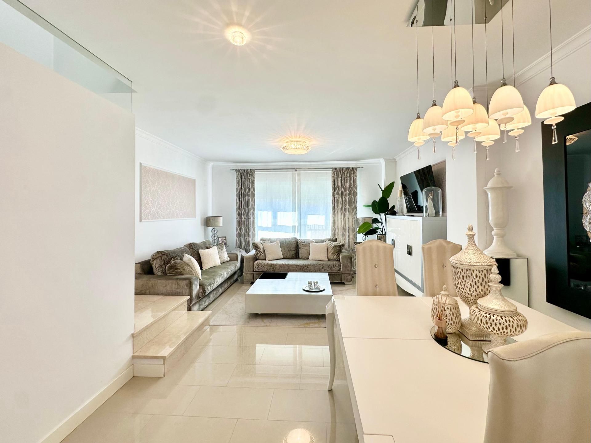 Living room of Single-family semi-detached for sale in Villanueva de Castellón  with Air Conditioner and Terrace