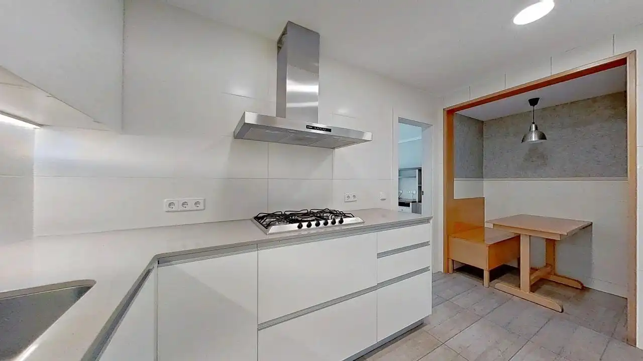 Cocina de Piso en venta en Barcelona con Aire acondicionado, Calefacción y Amueblado