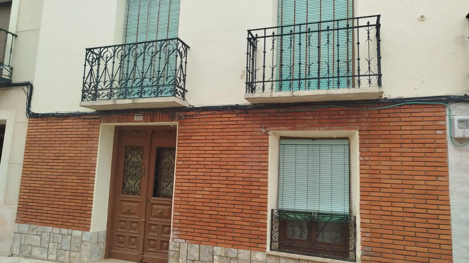 Exterior view of Houses for sale in Corral de Almaguer  with Heating, Private garden and Parquet flooring