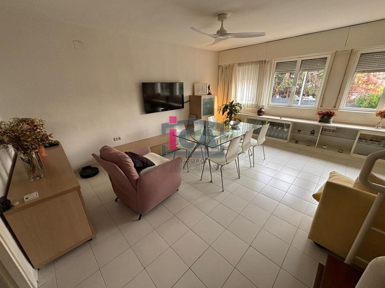 Exterior view of Single-family semi-detached for sale in Cáceres Capital  with Heating