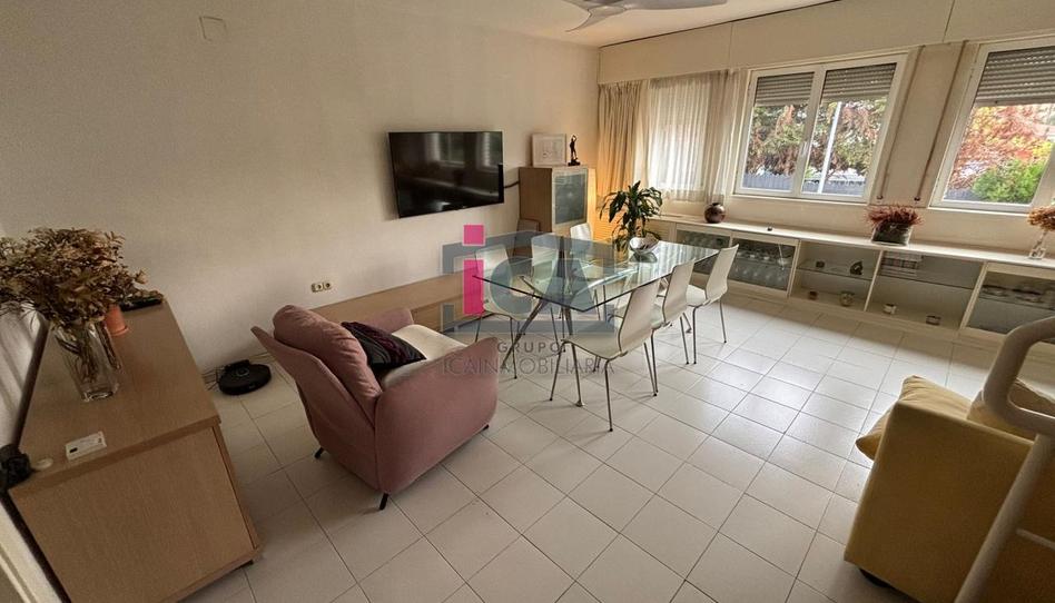 Foto 1 de Casa adosada en venda a Calle Rafael Alberti, Ruta de la Plata, Cáceres