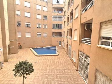 Apartament amb piscina en venda a Calle BELLA ANTONIA