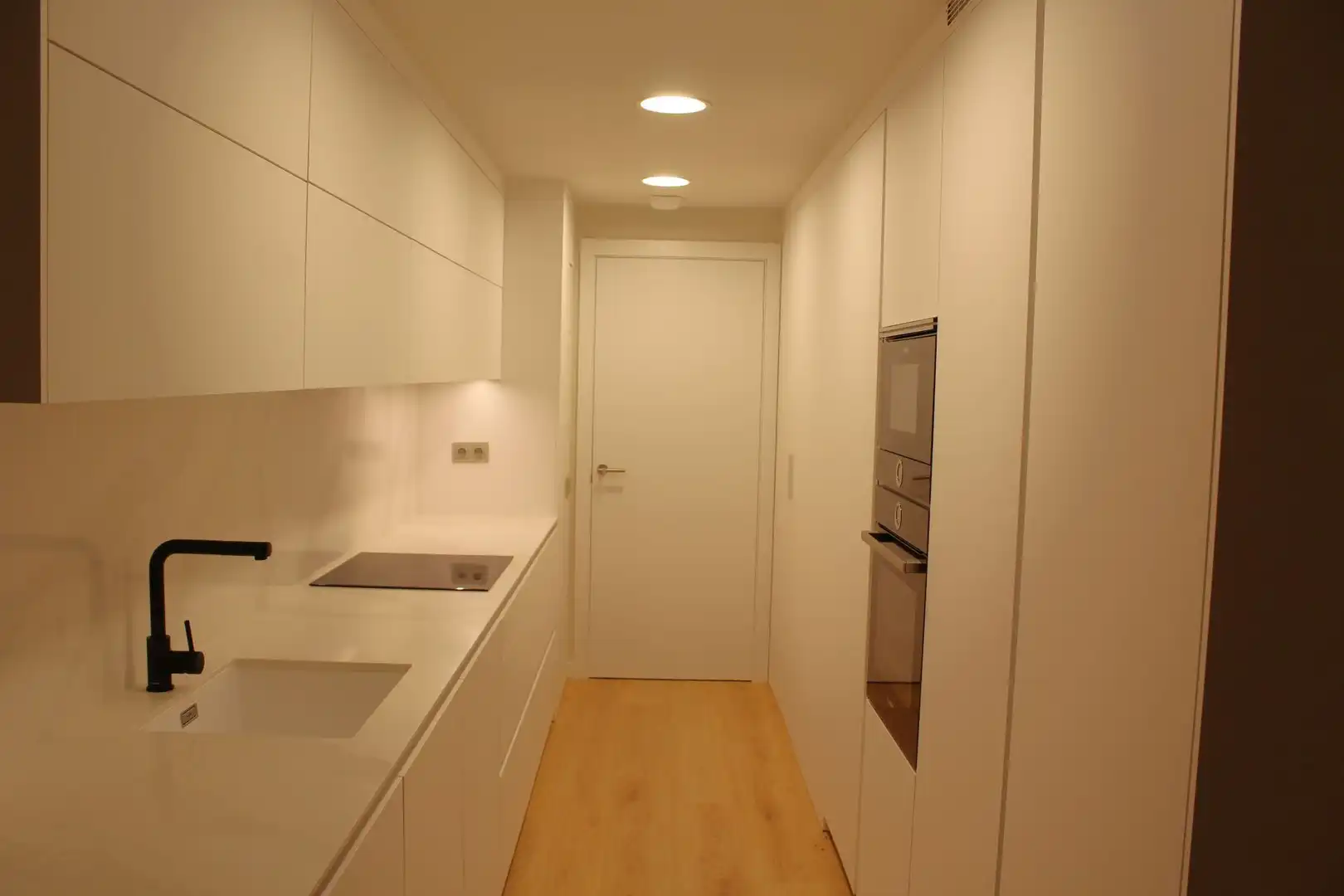 Cocina de Apartamento en venta en Sitges con Aire acondicionado, Calefacción y Terraza