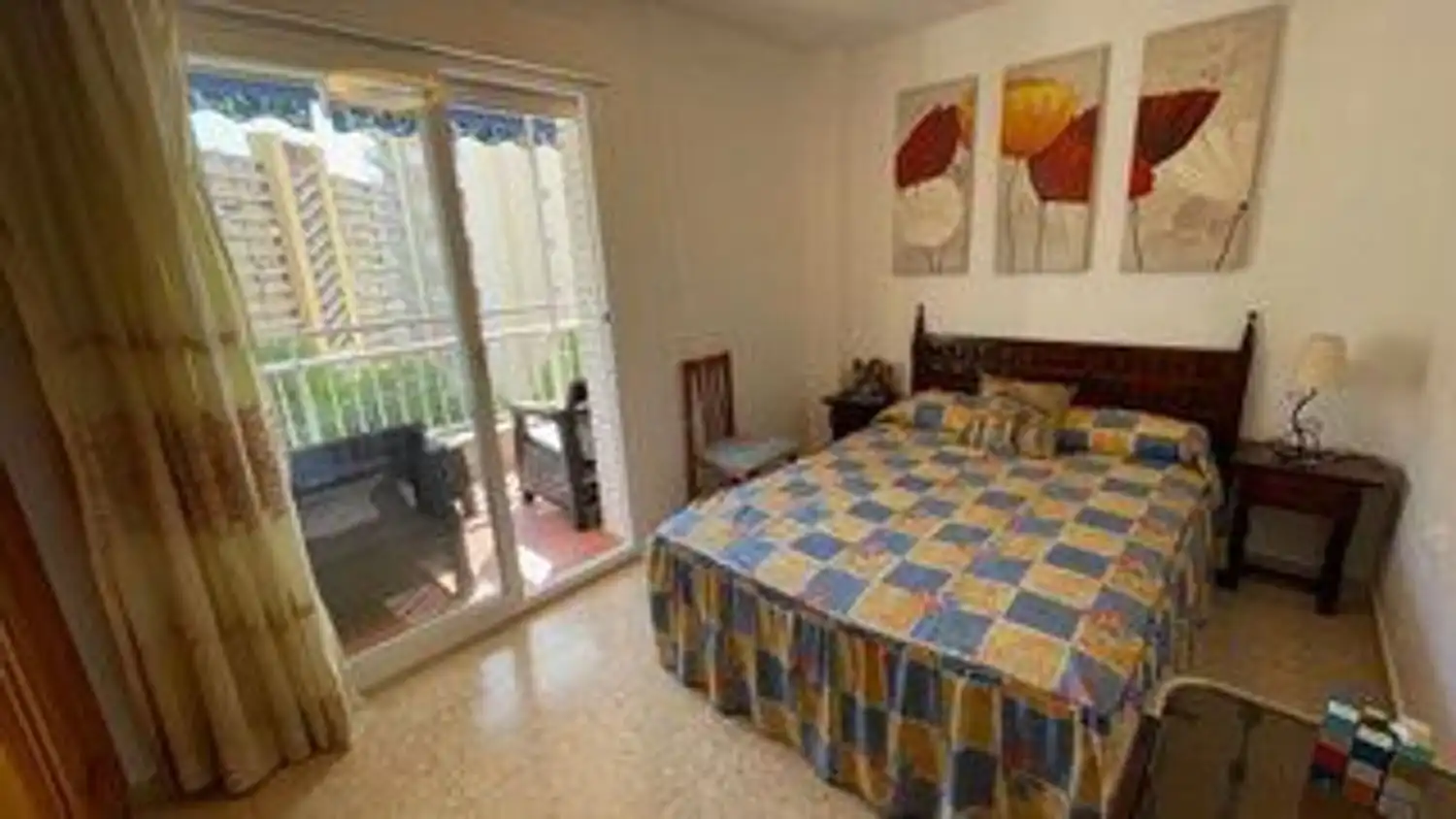 Habitación de Piso en venta en Alicante / Alacant con Aire acondicionado, Calefacción y Jardín privado