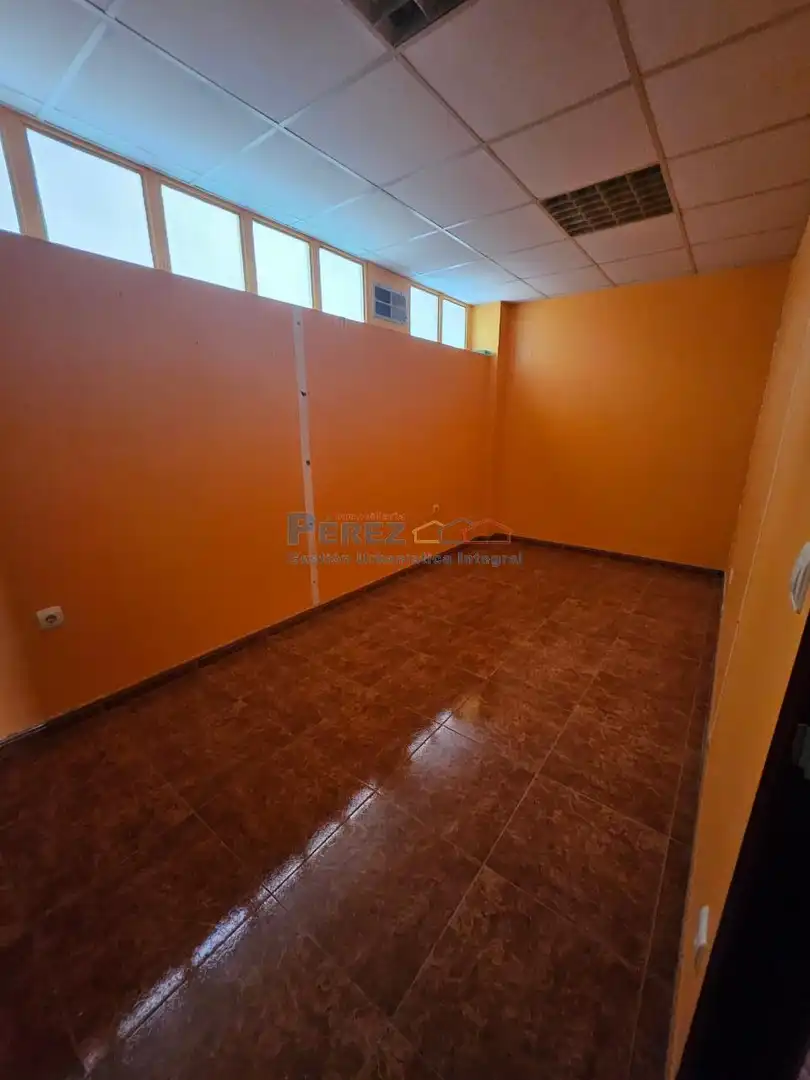 Local commercial à vendre à Fene, imagen 6