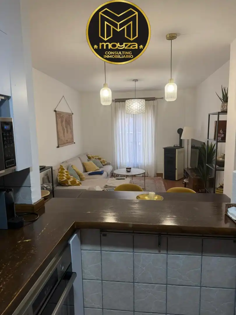 Living room of Flat for sale in Baeza, Jaén