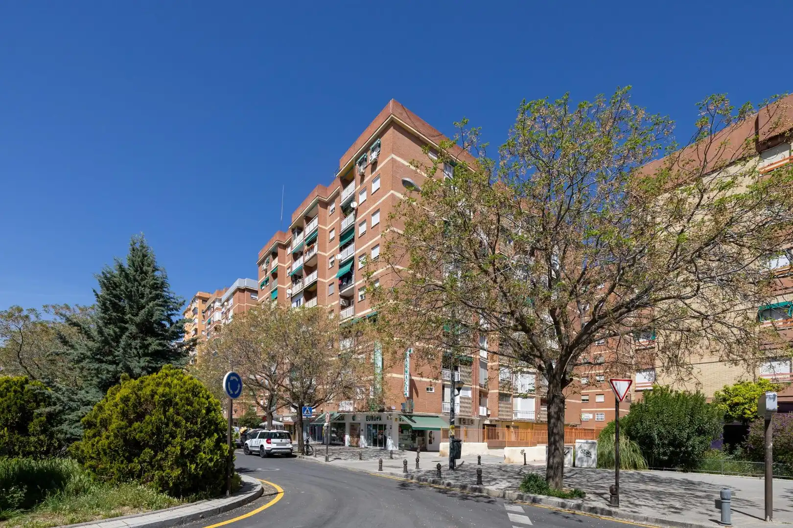 Piso con terraza en venta en Pintor Ismael de la Serna, imagen 5