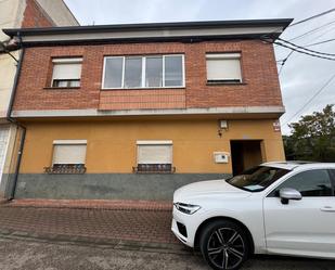 Vista exterior de Finca rústica en venda en Carracedelo amb Calefacció, Jardí privat i Terrassa