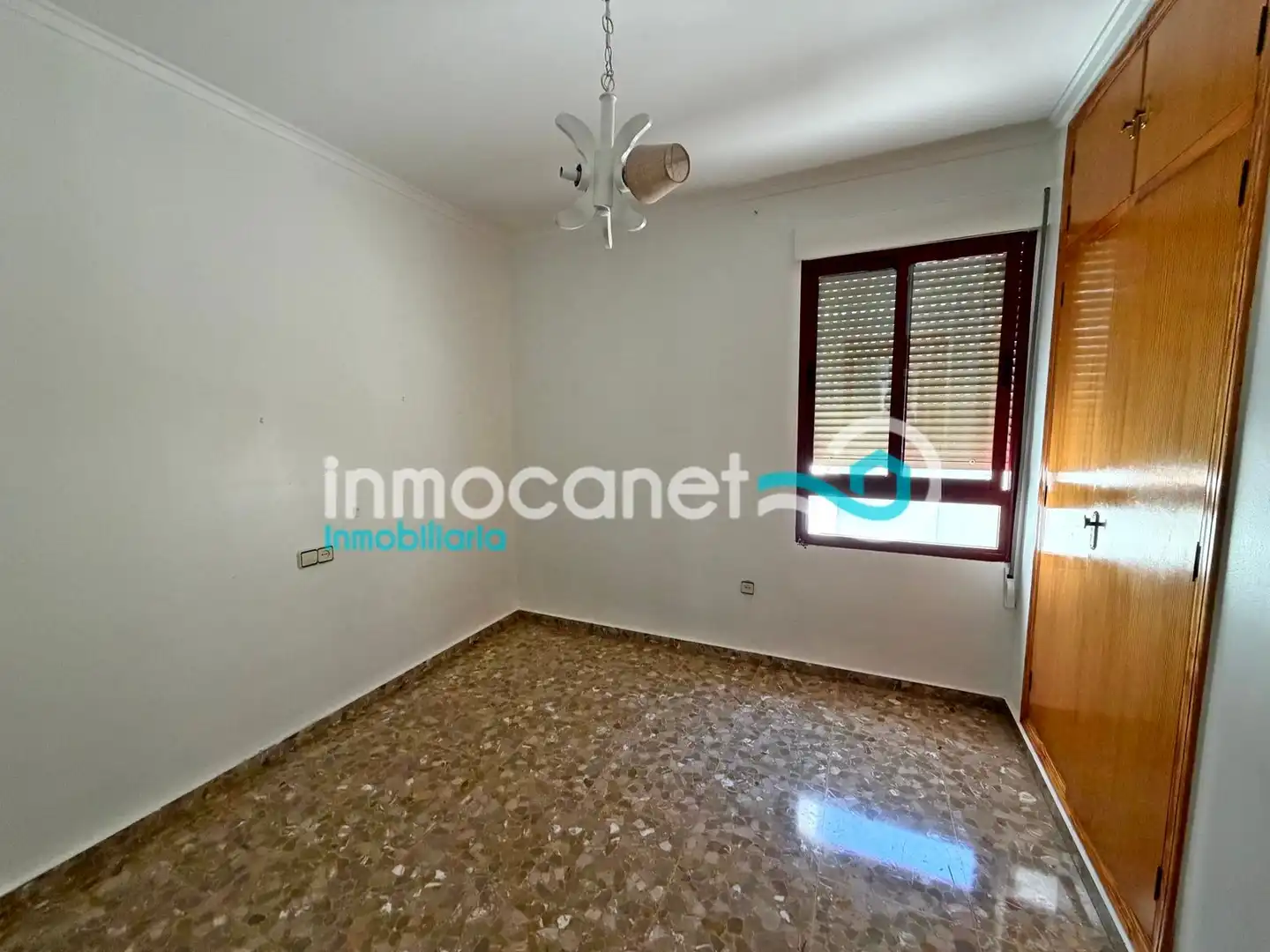 Habitación de Apartamento en venta en Oliva con Balcón