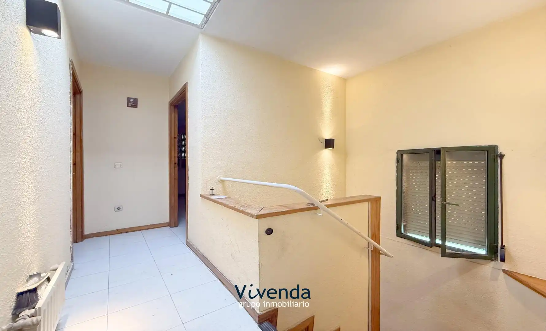 Casa adosada en venta en Madrid con Aire acondicionado, Calefacción y Trastero