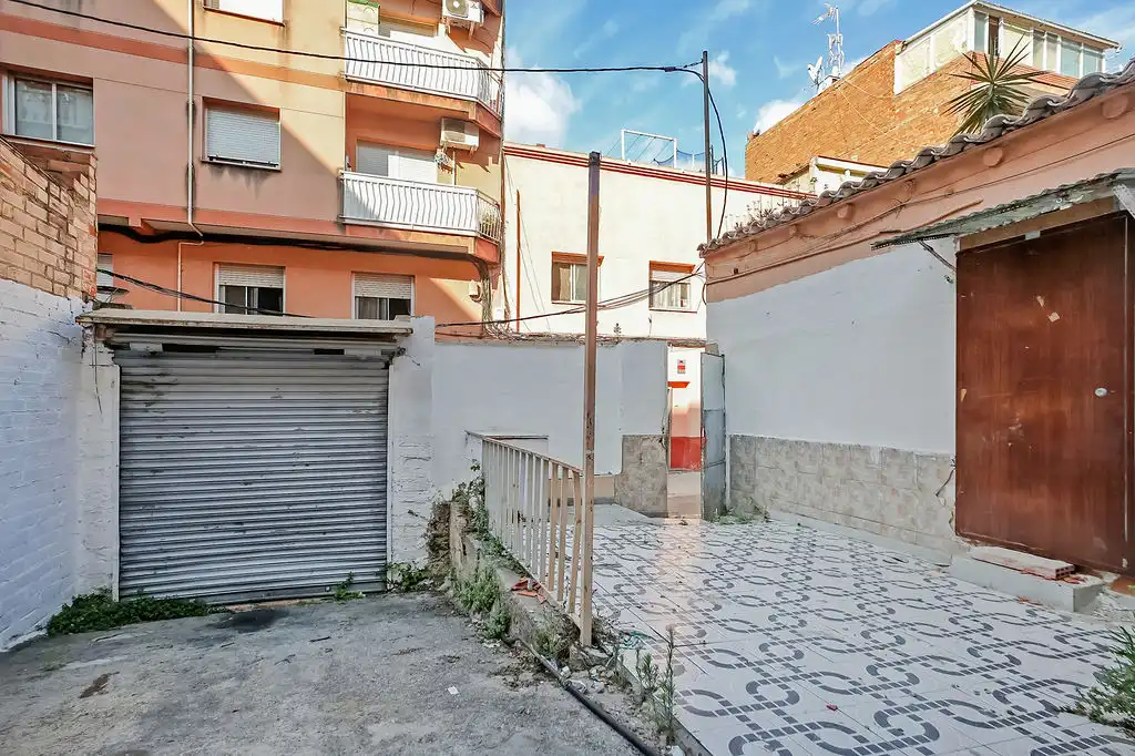 Außenansicht von Grundstücke zum Verkauf in Badalona