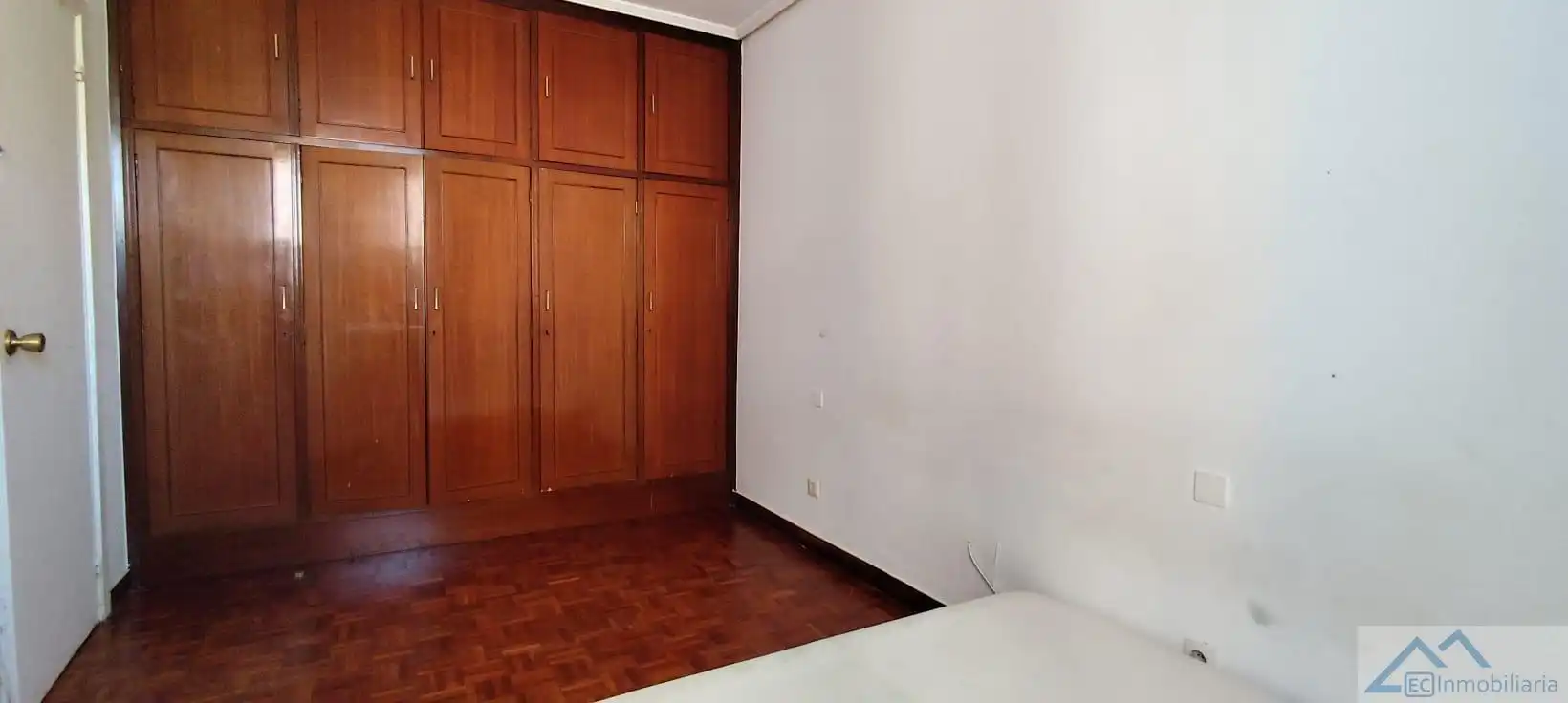 Habitación de Piso en venta en Santander con Calefacción y Parquet