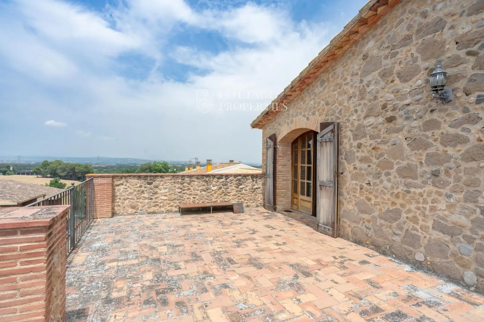 Terraza de Finca rústica en venta en Garrigàs