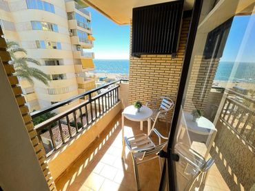 Apartament amb balcó de lloguer a Paseo Marítimo Rey de España 96