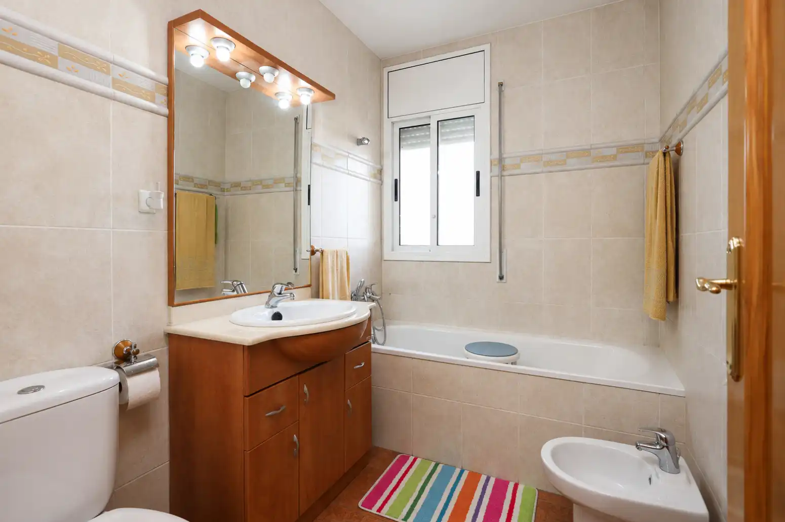 Baño de Casa o chalet en venta en Sant Andreu de la Barca con Calefacción, Jardín privado y Terraza
