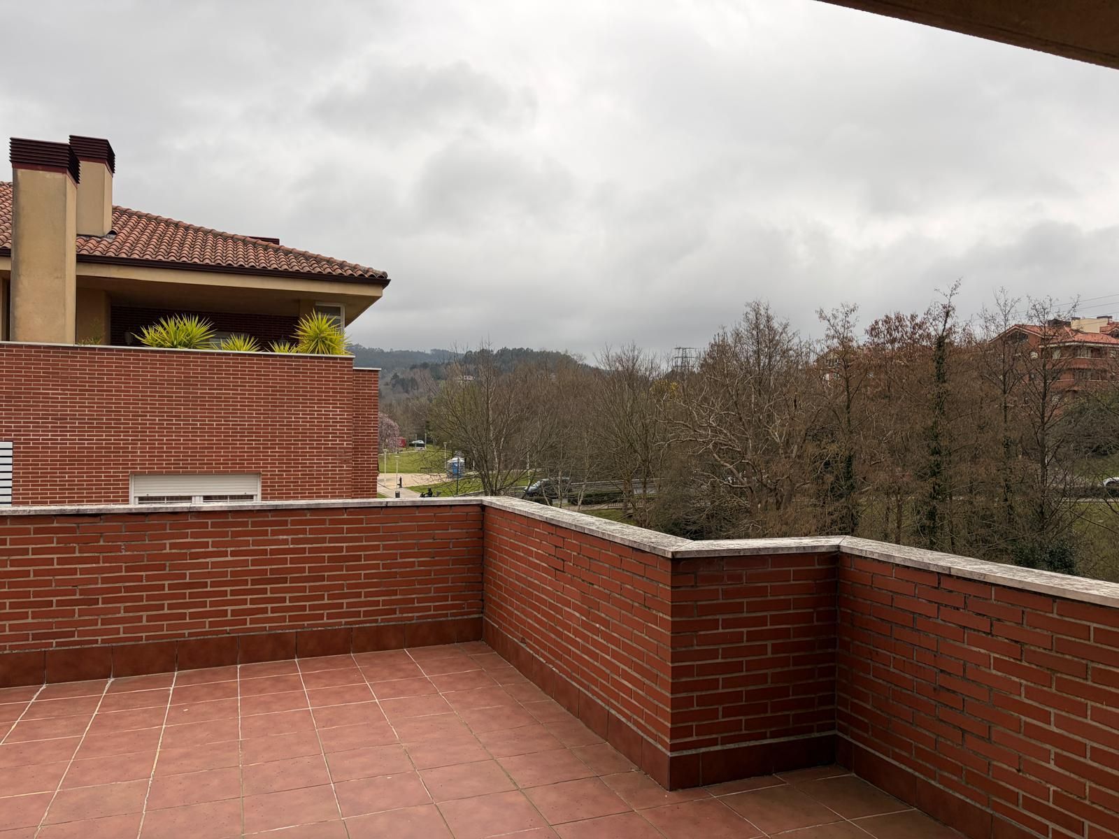 Terrassa de Pis de lloguer en Loiu amb Calefacció, Terrassa i Traster