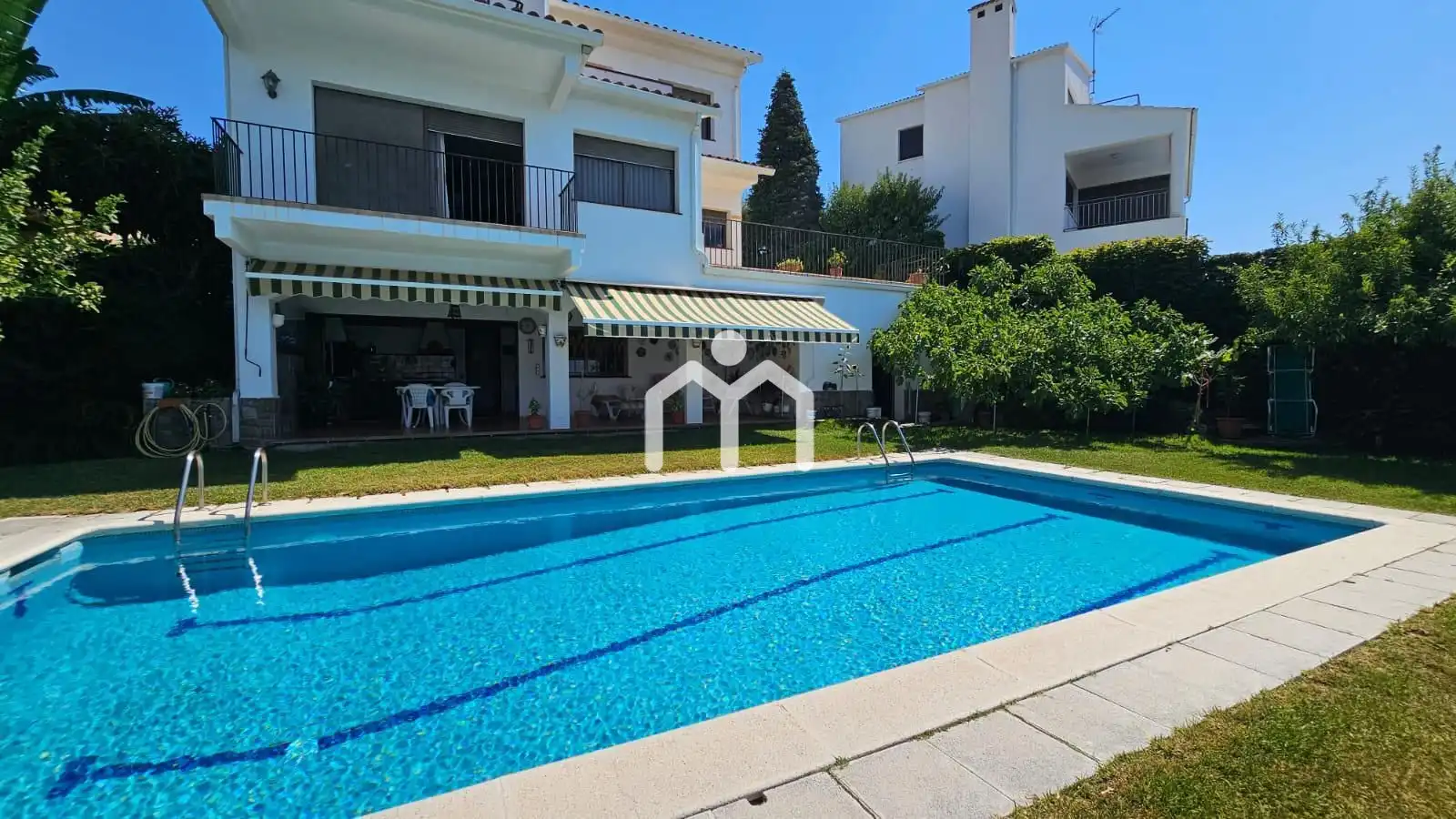 Vista exterior de Casa o chalet en venta en Teià con Calefacción, Terraza y Trastero