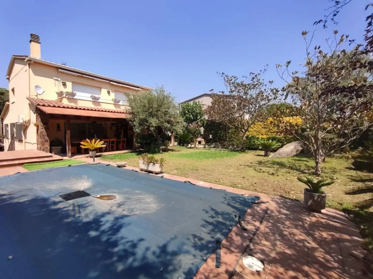 Chalet con piscina en venta en Calle Pineda 22, imagen 4