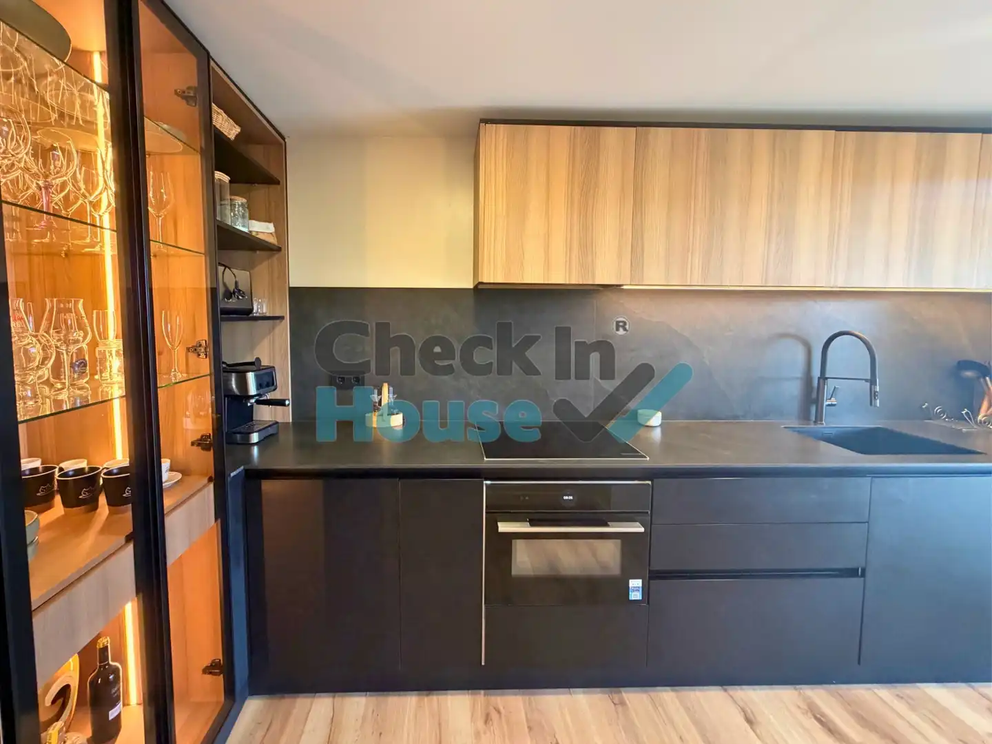 Cocina de Planta baja en venta en Castell d'Aro, Platja d'Aro i s'Agaró con Aire acondicionado, Jardín privado y Trastero
