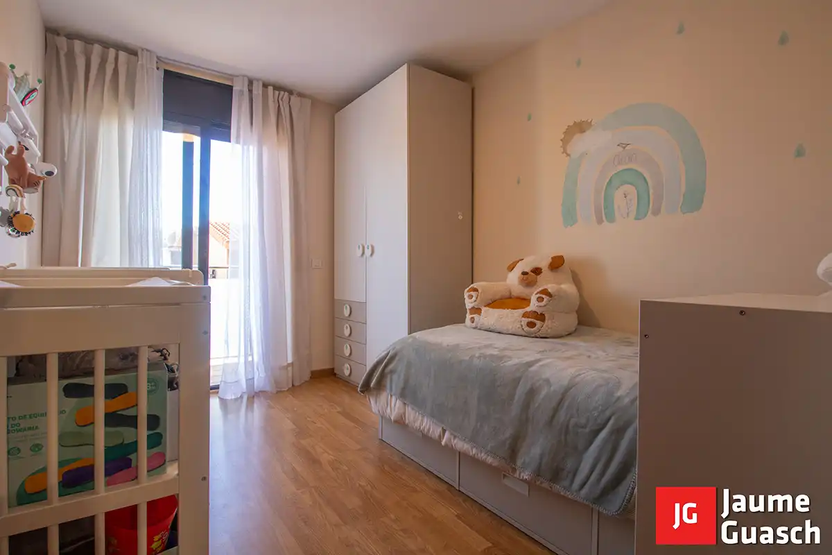 Schlafzimmer von Wohnung zum Verkauf in Torredembarra mit Klimaanlage, Heizung und Parkett