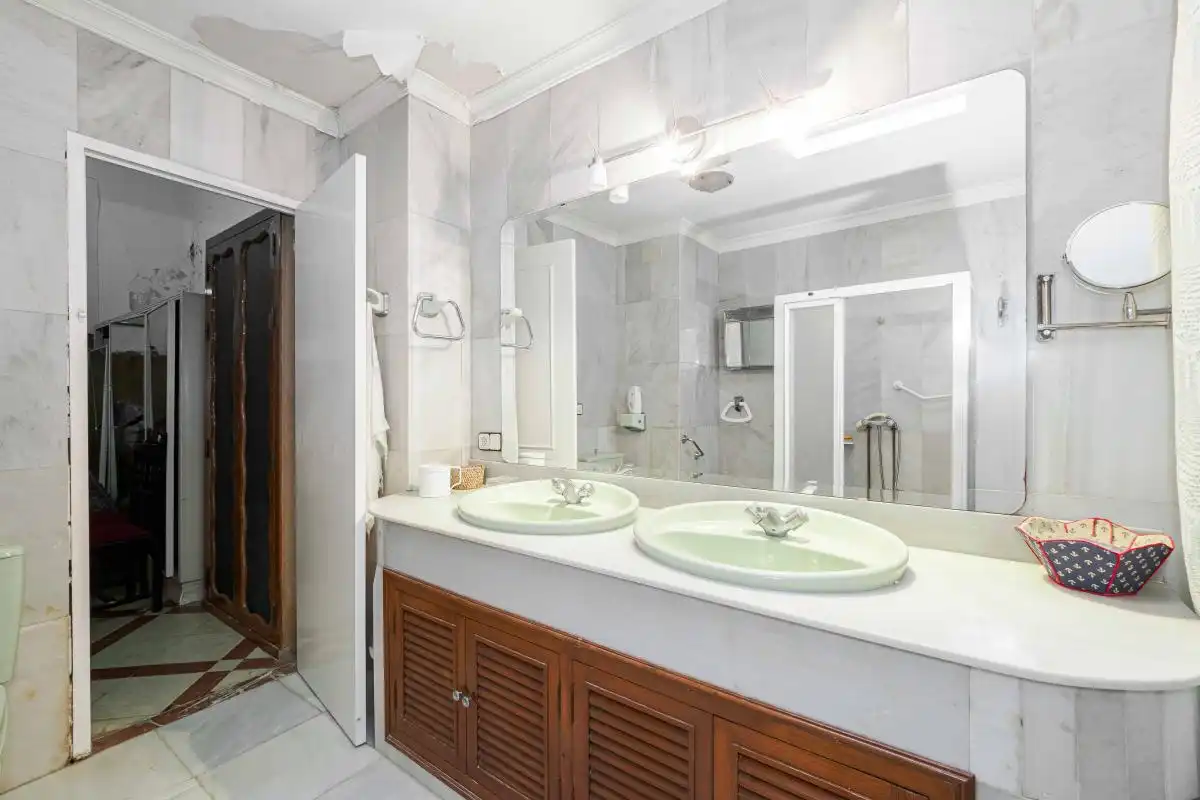 Baño de Casa o chalet en venta en Arahal con Calefacción