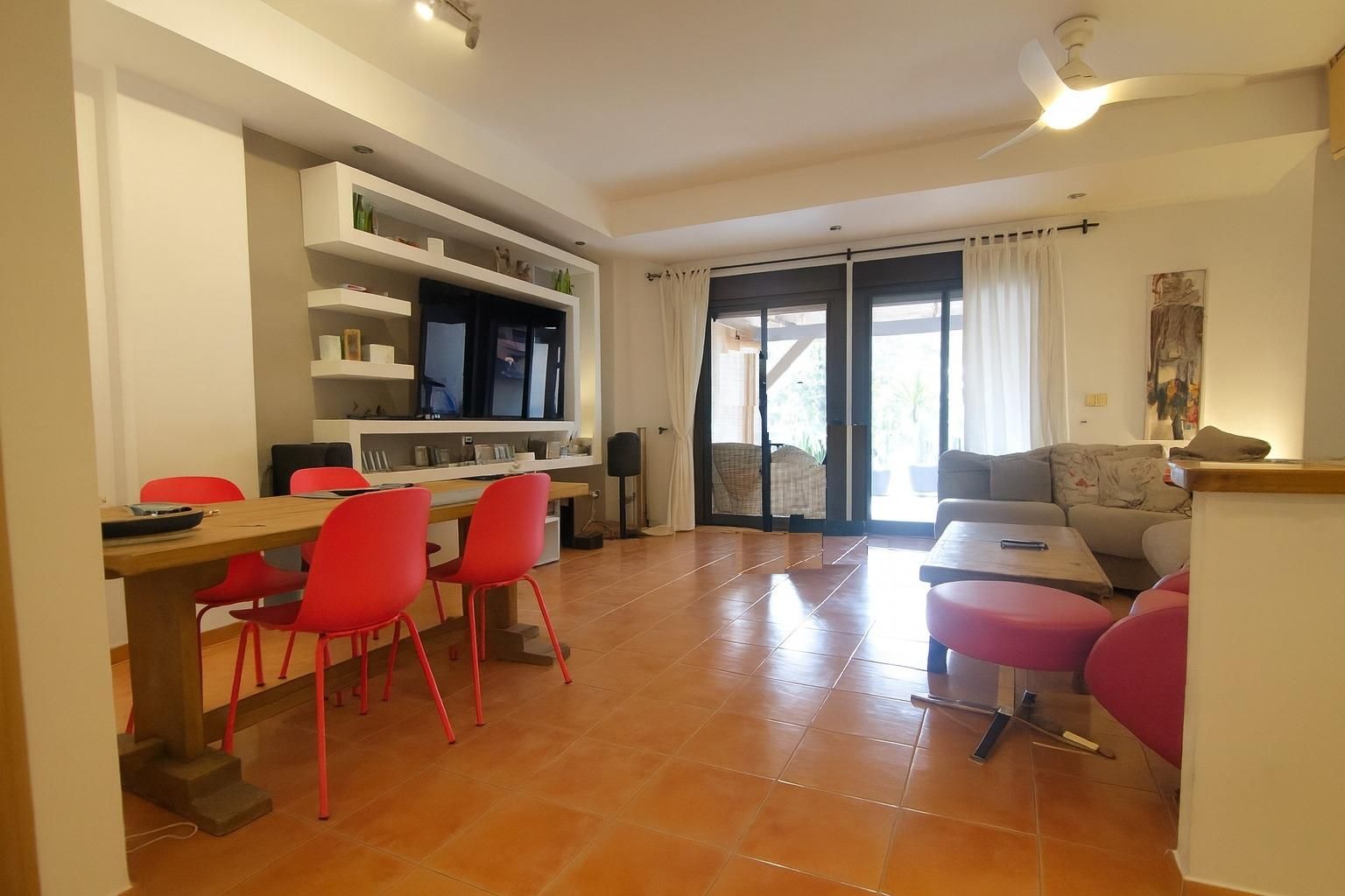 Sala d'estar de Casa o xalet en venda en Sant Joan d'Alacant amb Aire condicionat, Calefacció i Jardí privat