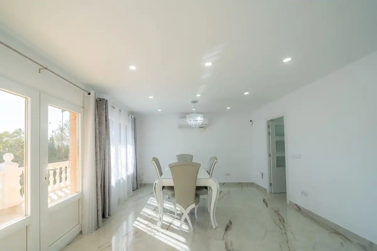Casa con terrazza in vendita a Carrer de la Cadernera, imagen 4