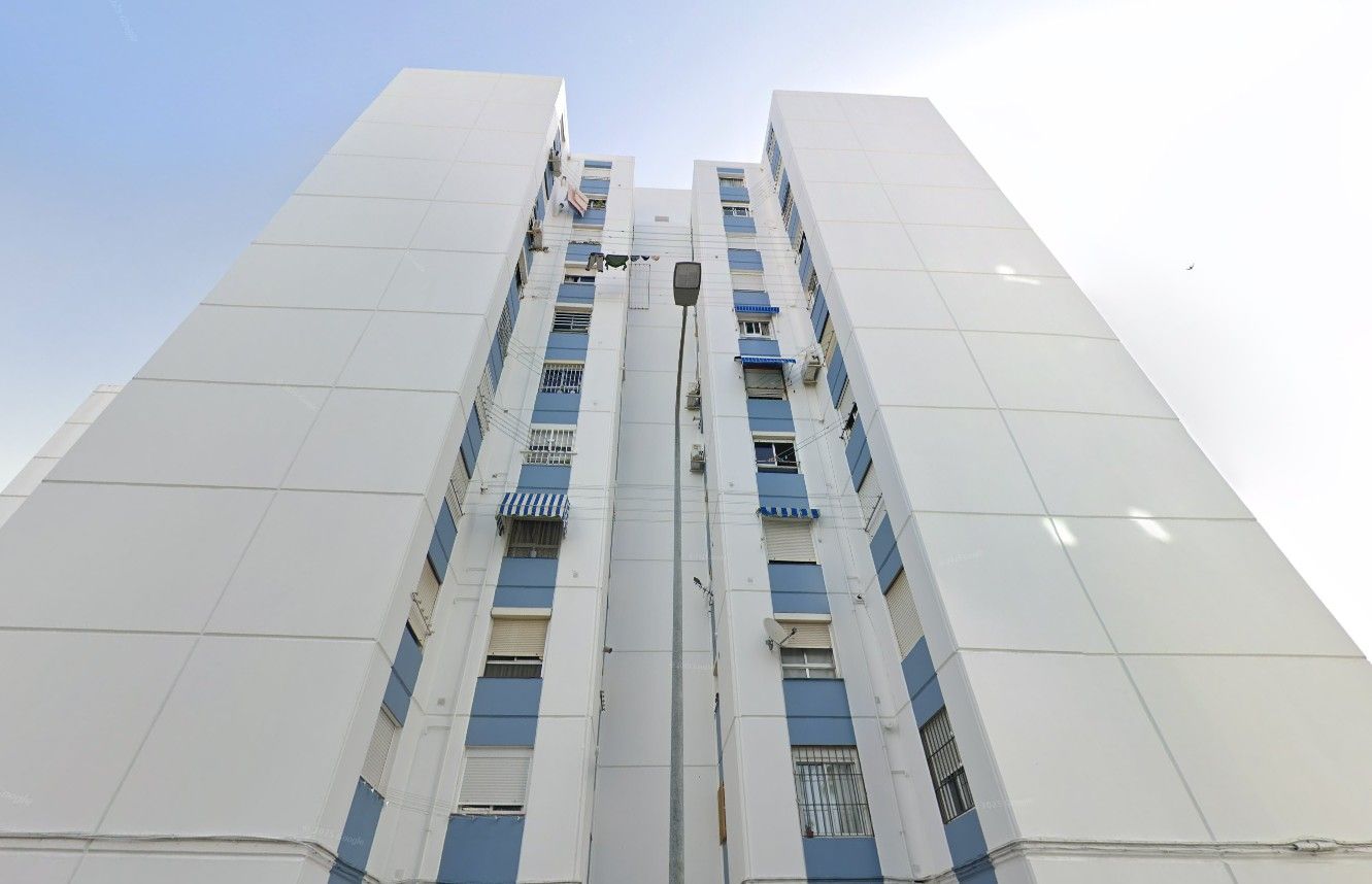 Vista exterior de Pis en venda en  Sevilla Capital