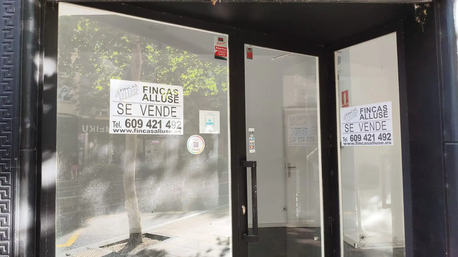 Local en venda en Zaragoza amb Aire condicionat