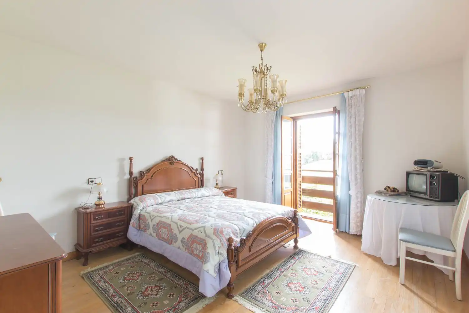 Habitación de Casa o chalet en venta en Atetz con Calefacción, Terraza y Amueblado