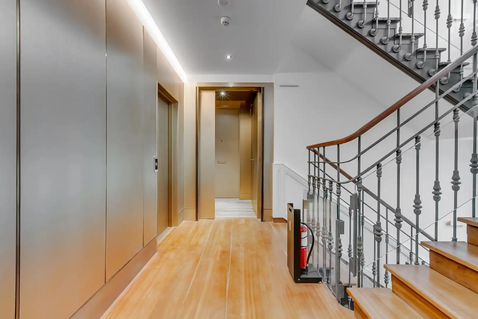 Flat for rent in Madrid  with Air Conditioner, Heating and Storage room