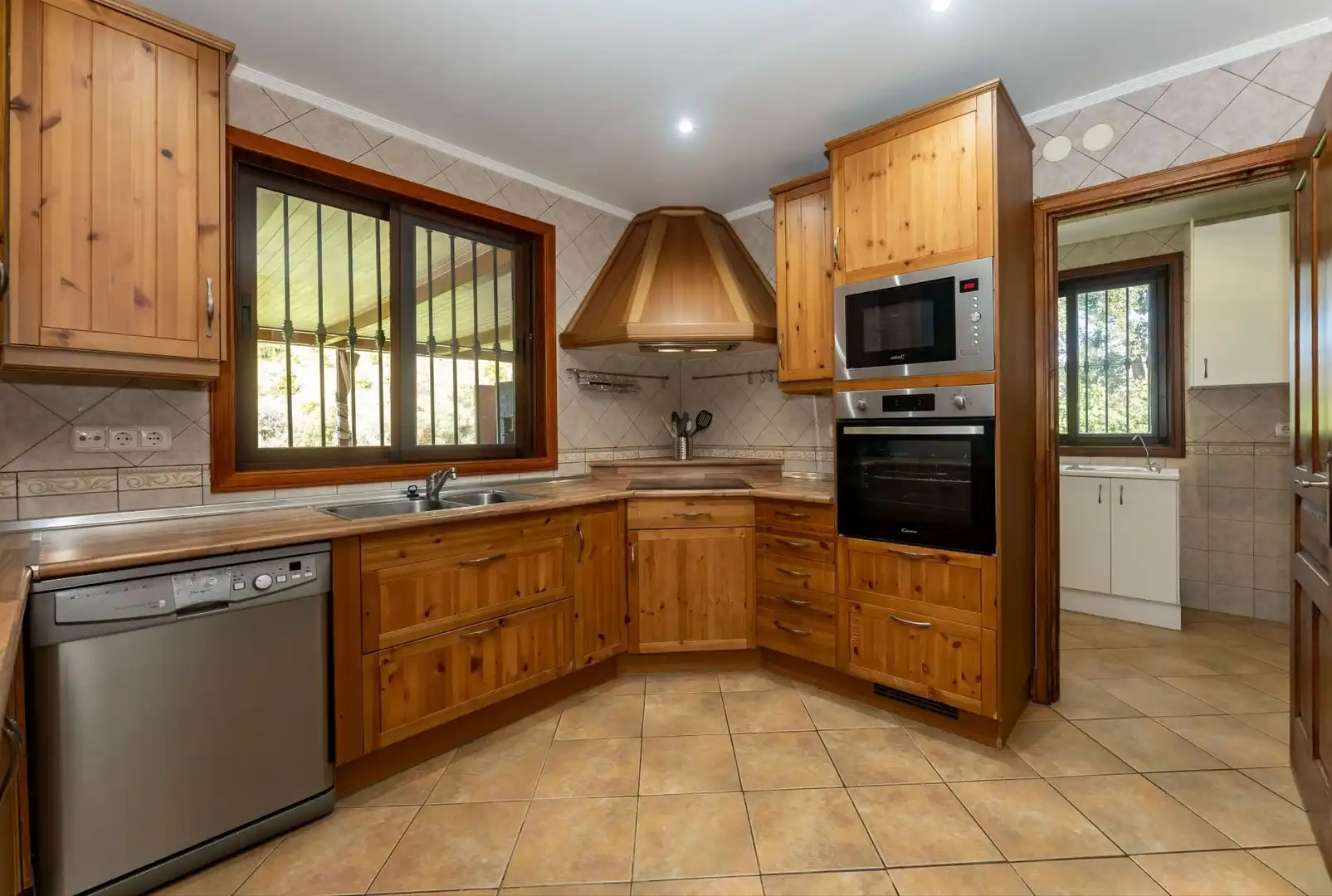 Cocina de Finca rústica en venta en Monda con Trastero y Piscina