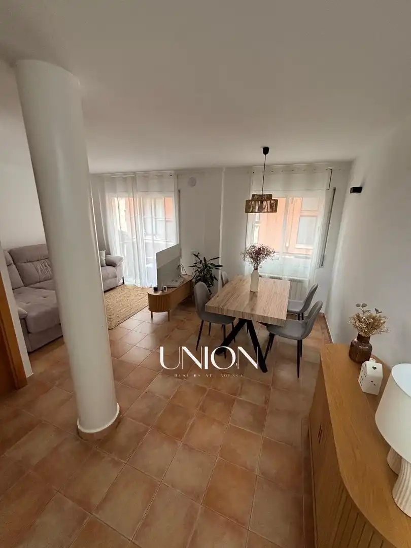 Wohnzimmer von Einfamilien-Reihenhaus zur Miete in Sant Feliu de Guíxols mit Klimaanlage, Heizung und Terrasse