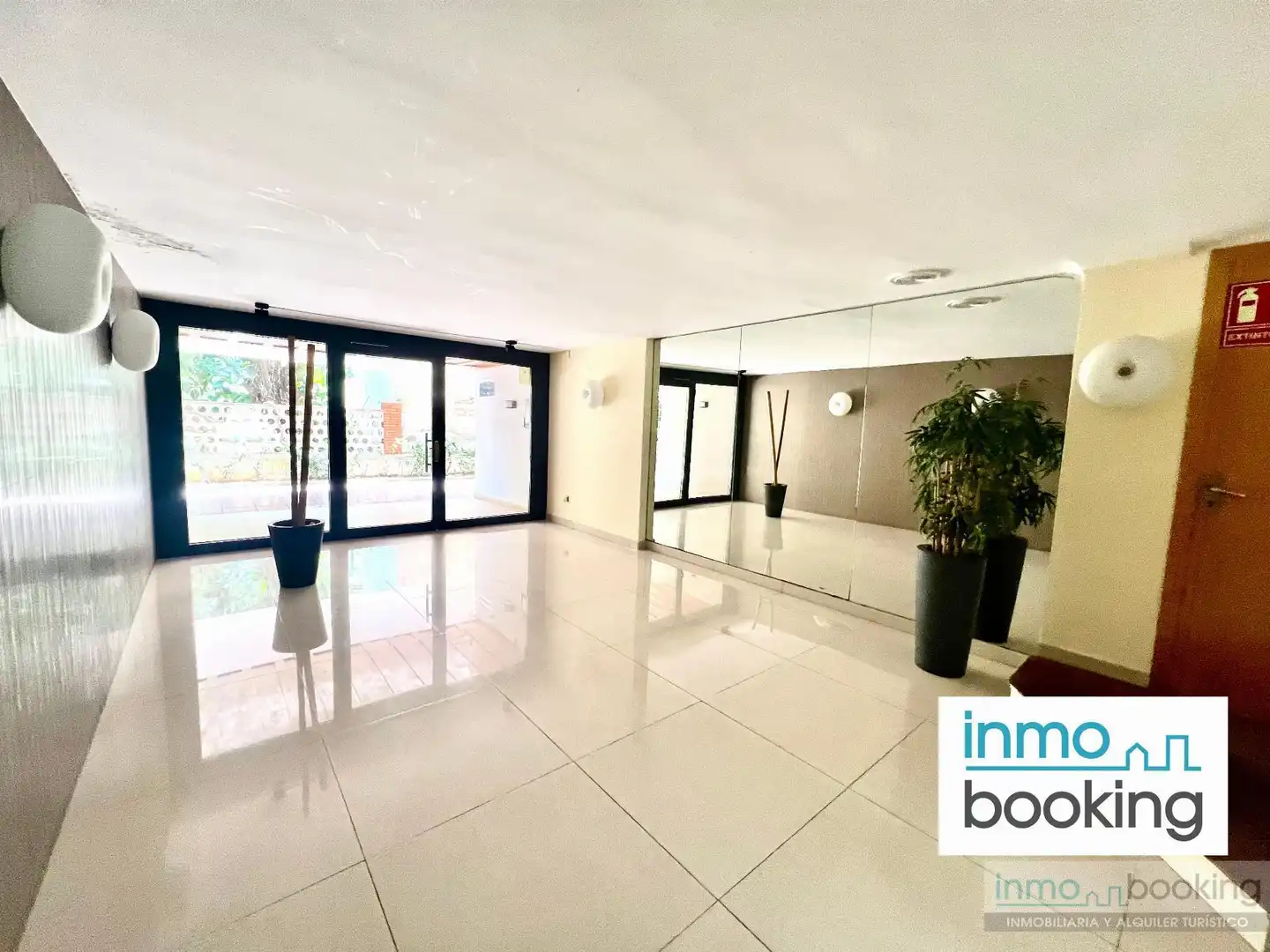 Vista exterior de Apartamento en venta en Salou con Terraza