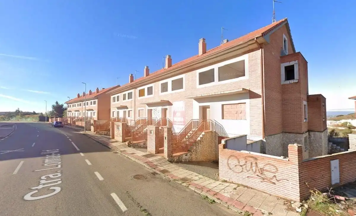 Immobles singulars en venda a Valdefresno