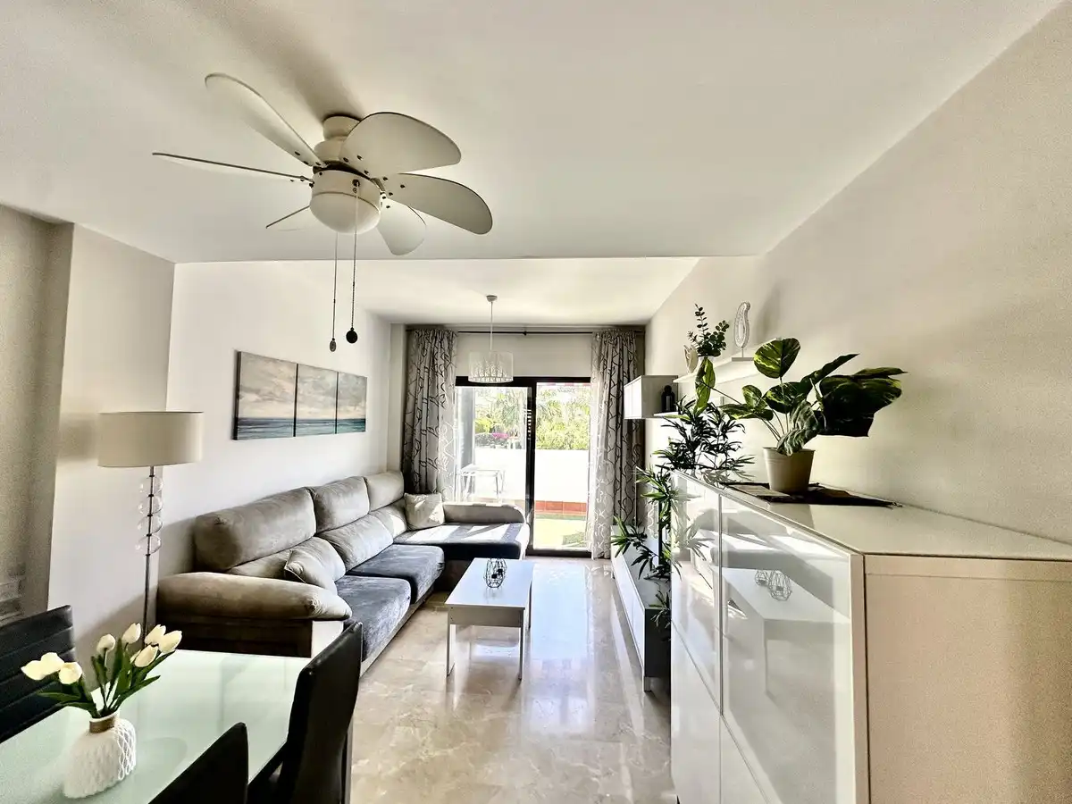 Wohnzimmer von Wohnungen zum Verkauf in Mijas mit Klimaanlage, Heizung und Terrasse