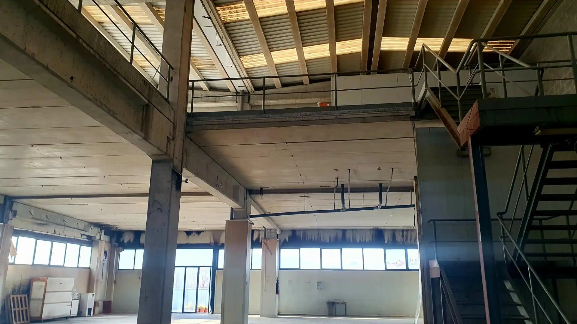 Nau industrial en venda en Basauri 