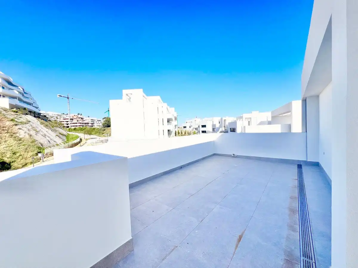 Terrassa de Dúplex en venda en Estepona amb Aire condicionat, Terrassa i Traster