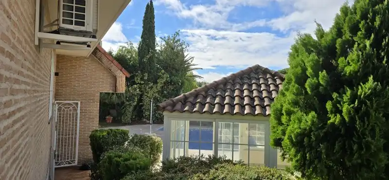 Exterior view of Houses for sale in Villaviciosa de Odón  with Air Conditioner, Heating and Terrace