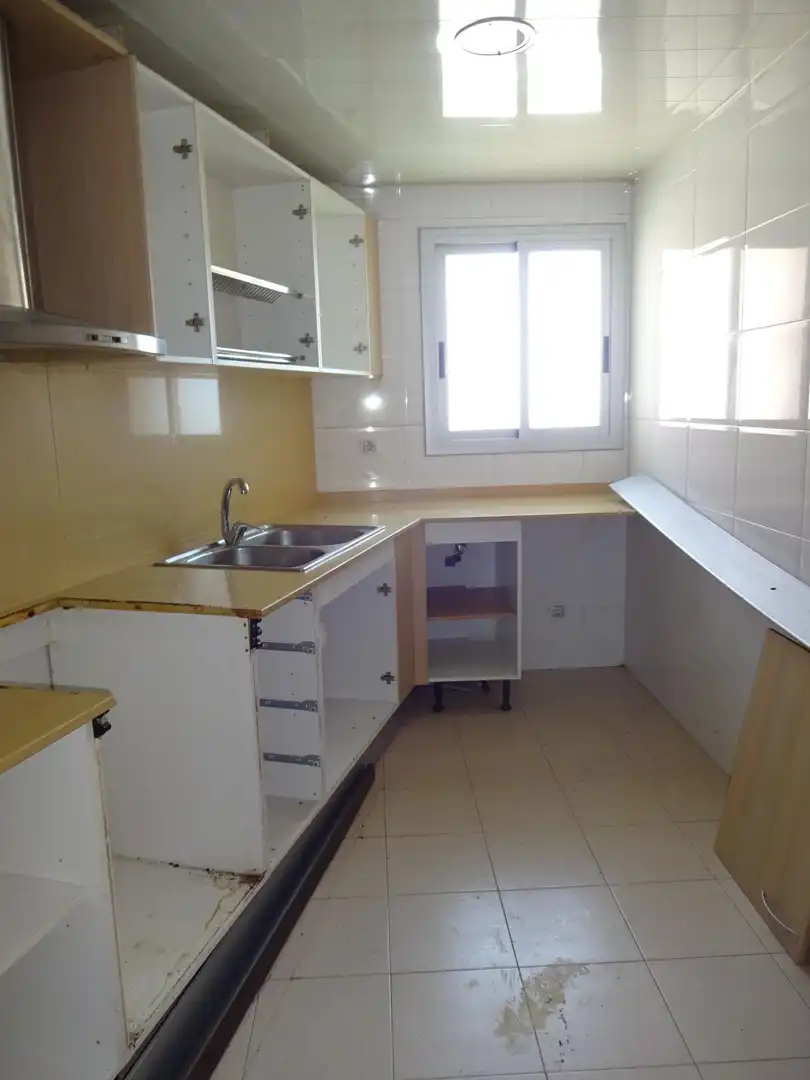 Cocina de Piso en venta en Mataró con Aire acondicionado, Calefacción y Piscina comunitaria
