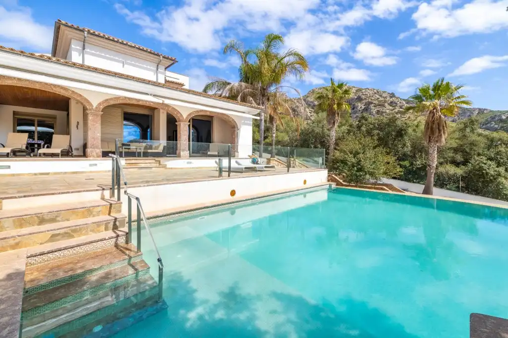 Piscina de Casa o xalet en venda en Alcúdia amb Aire condicionat, Calefacció i Jardí privat