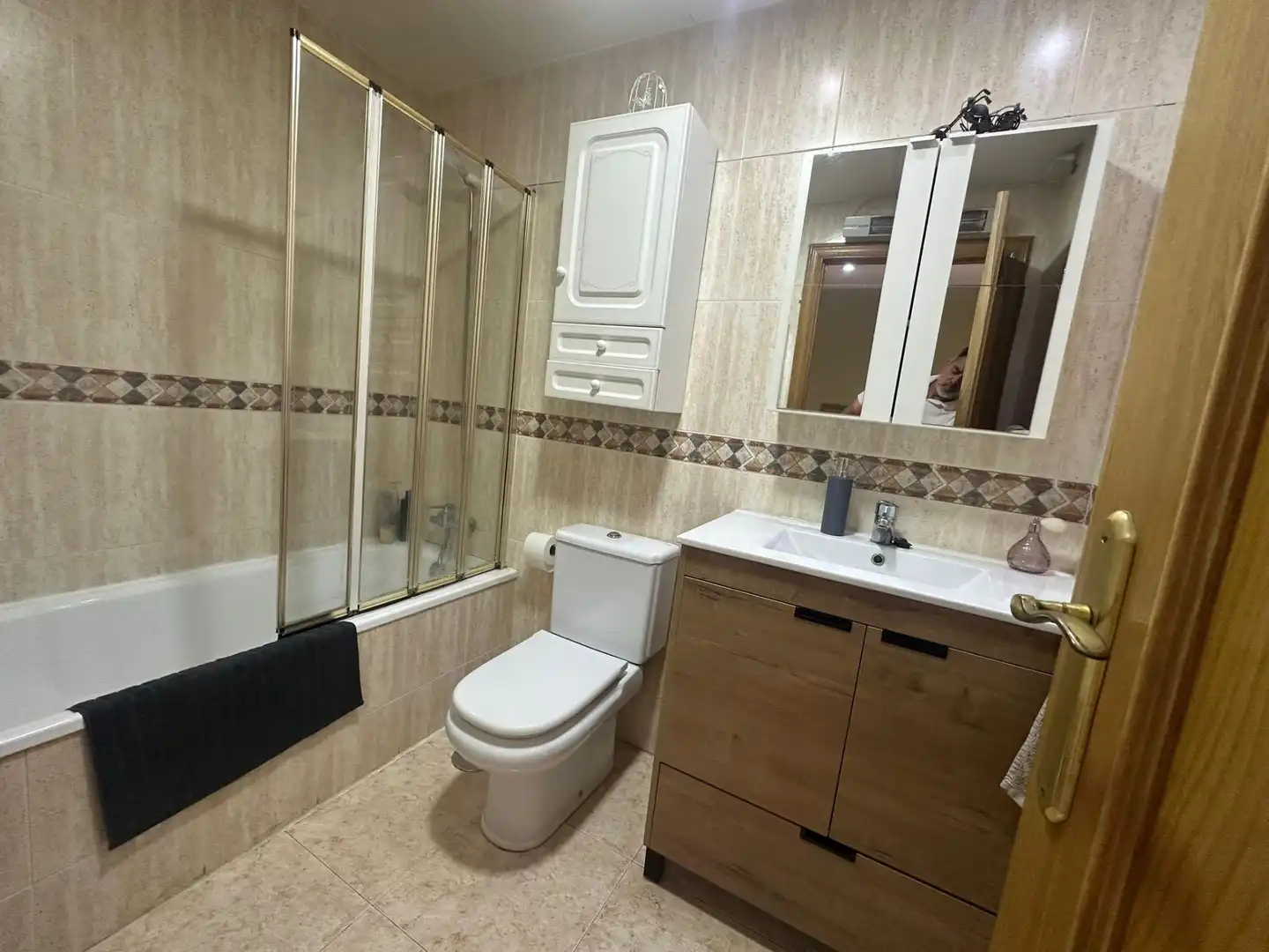 Badezimmer von Haus oder Chalet zum Verkauf in Monforte del Cid mit Klimaanlage, Privatgarten und Terrasse