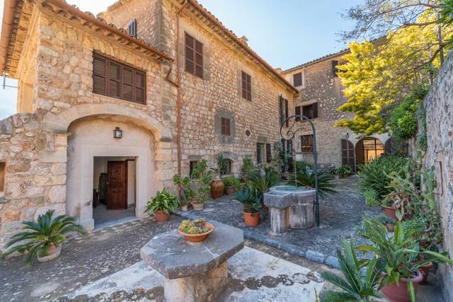 Casa-chalet en Venta en Fornalutx