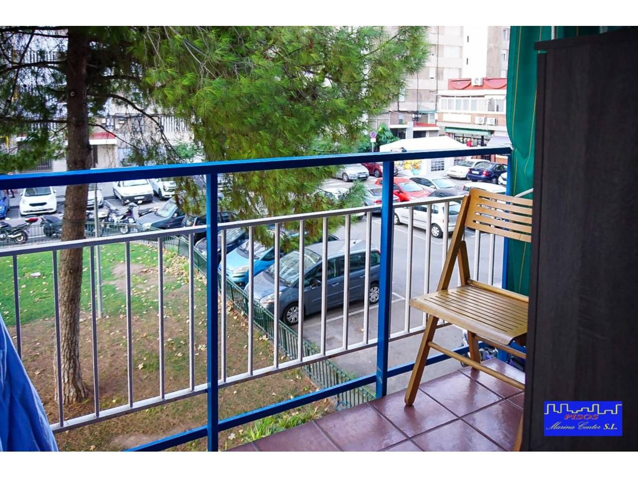 Balcony of Flat for sale in L'Hospitalet de Llobregat  with Parquet flooring, Furnished and Balcony