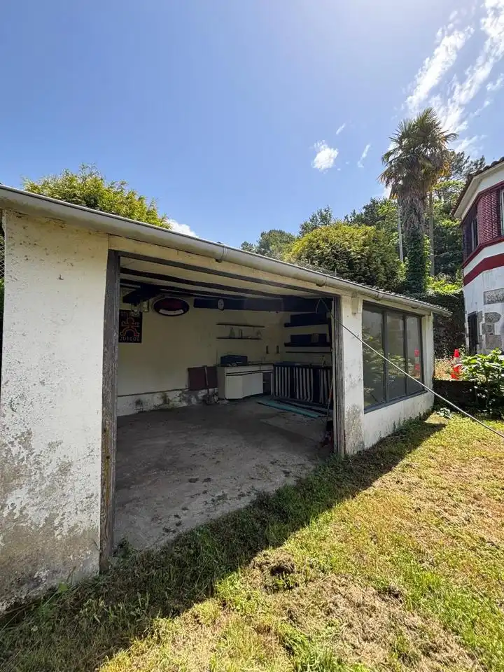 Casa o xalet en venda en Betanzos amb Calefacció, Jardí privat i Terrassa