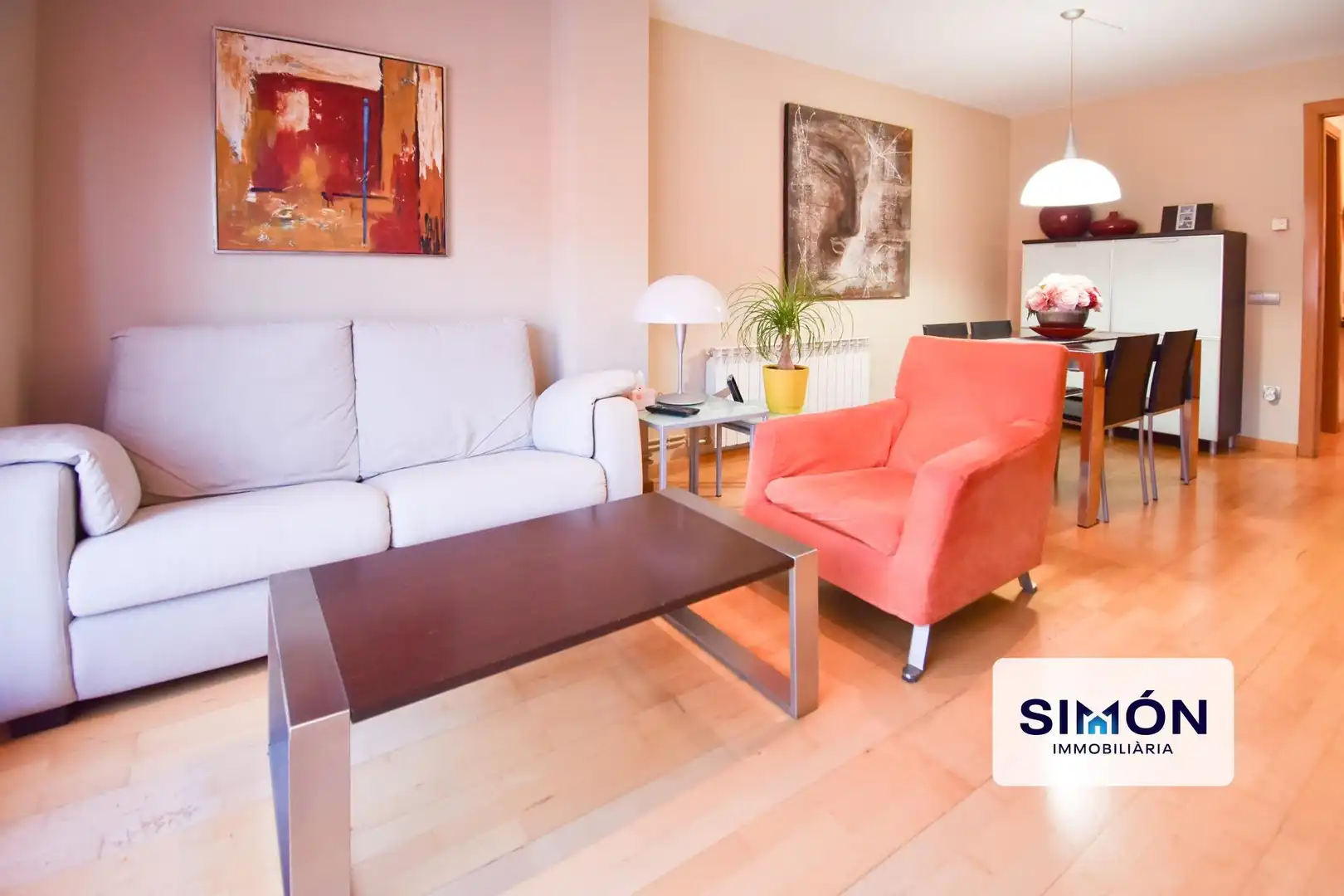 Living room of Flat for sale in Manresa  with Air Conditioner, Heating and Storage room